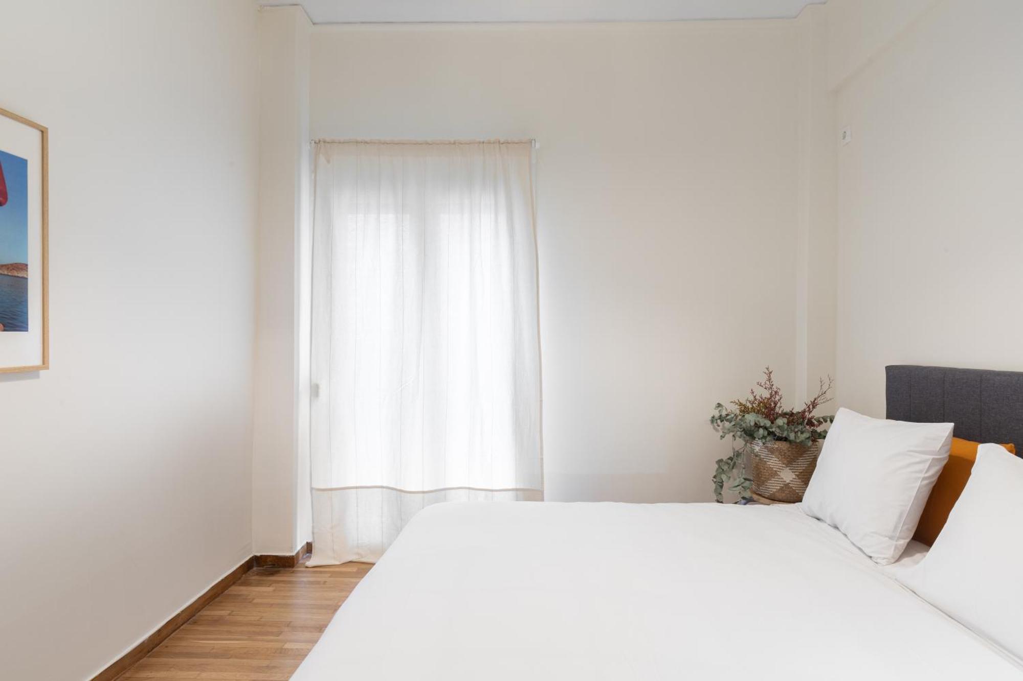 Lovely Apartment In Exarcheia Atenas Exterior foto