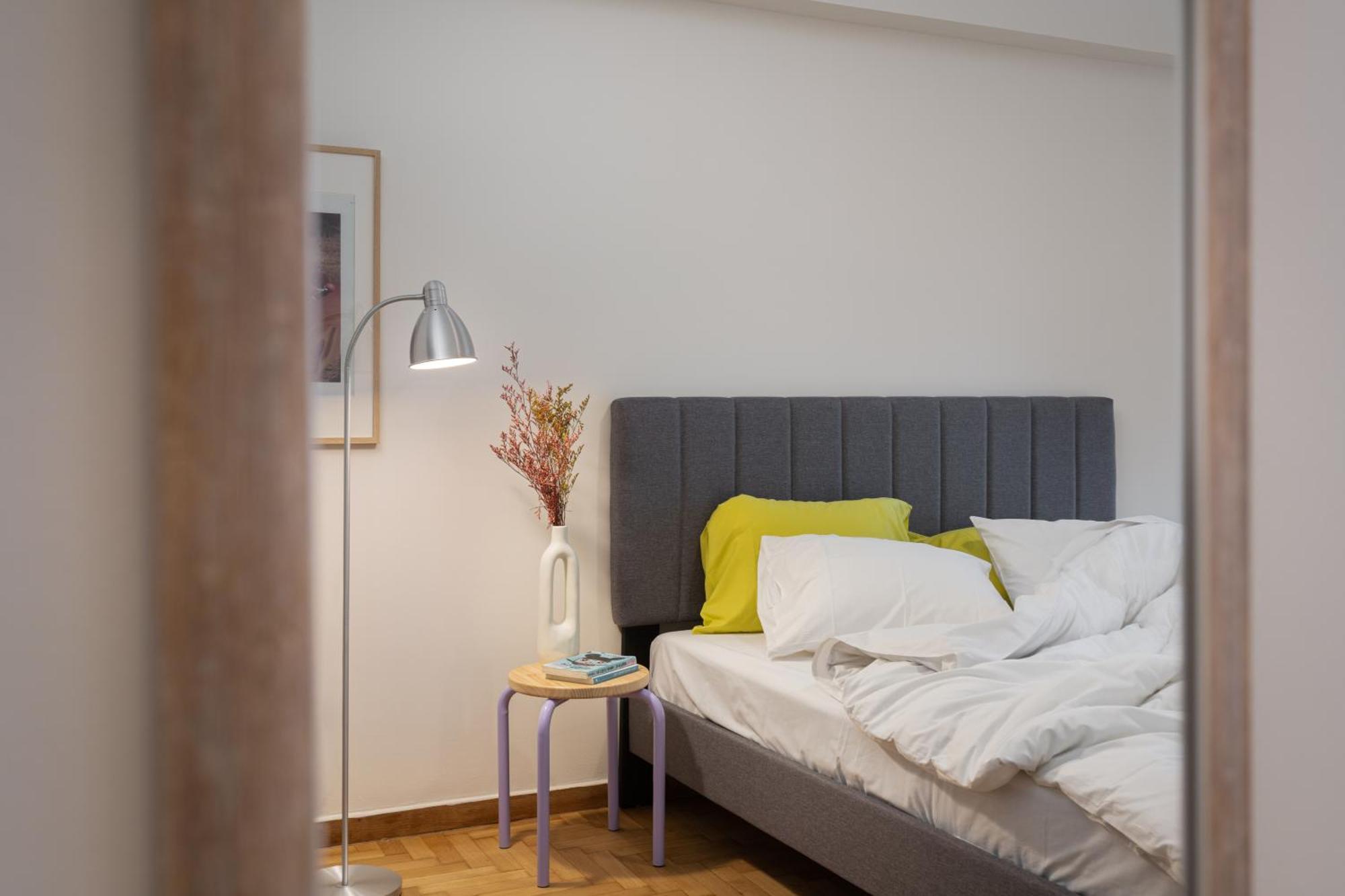 Lovely Apartment In Exarcheia Atenas Exterior foto